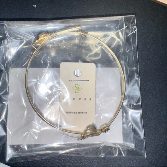💥5 for $25💥 LOVE Bracelet NWT - Picture 8 of 11